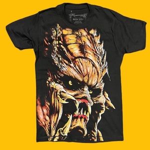 Predator graphic Tshirt !